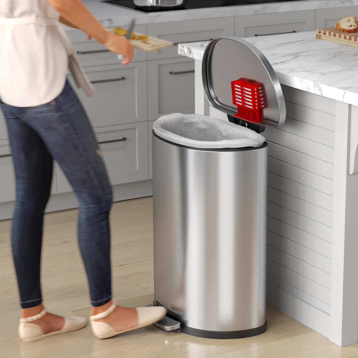 13.2 Gallon Stainless Steel Step Trash Can H477