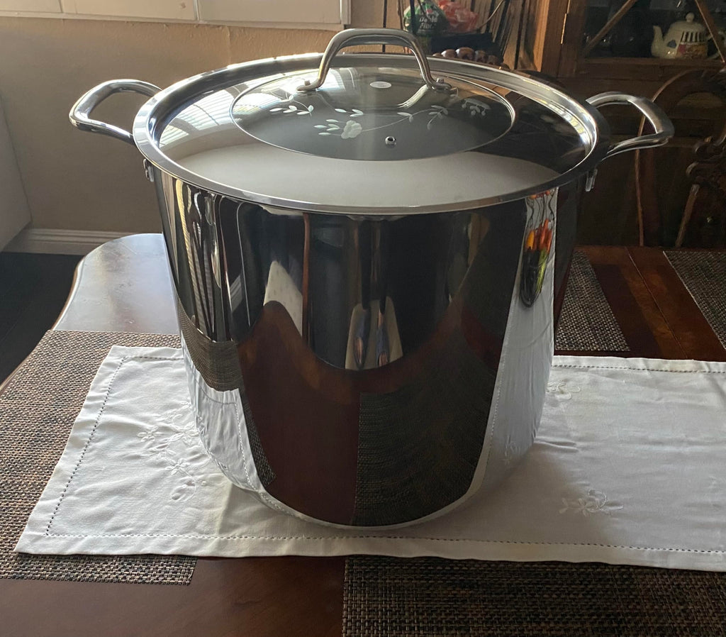 Stainless Steel 60-qt Stockpot with Steaming Rack E28126