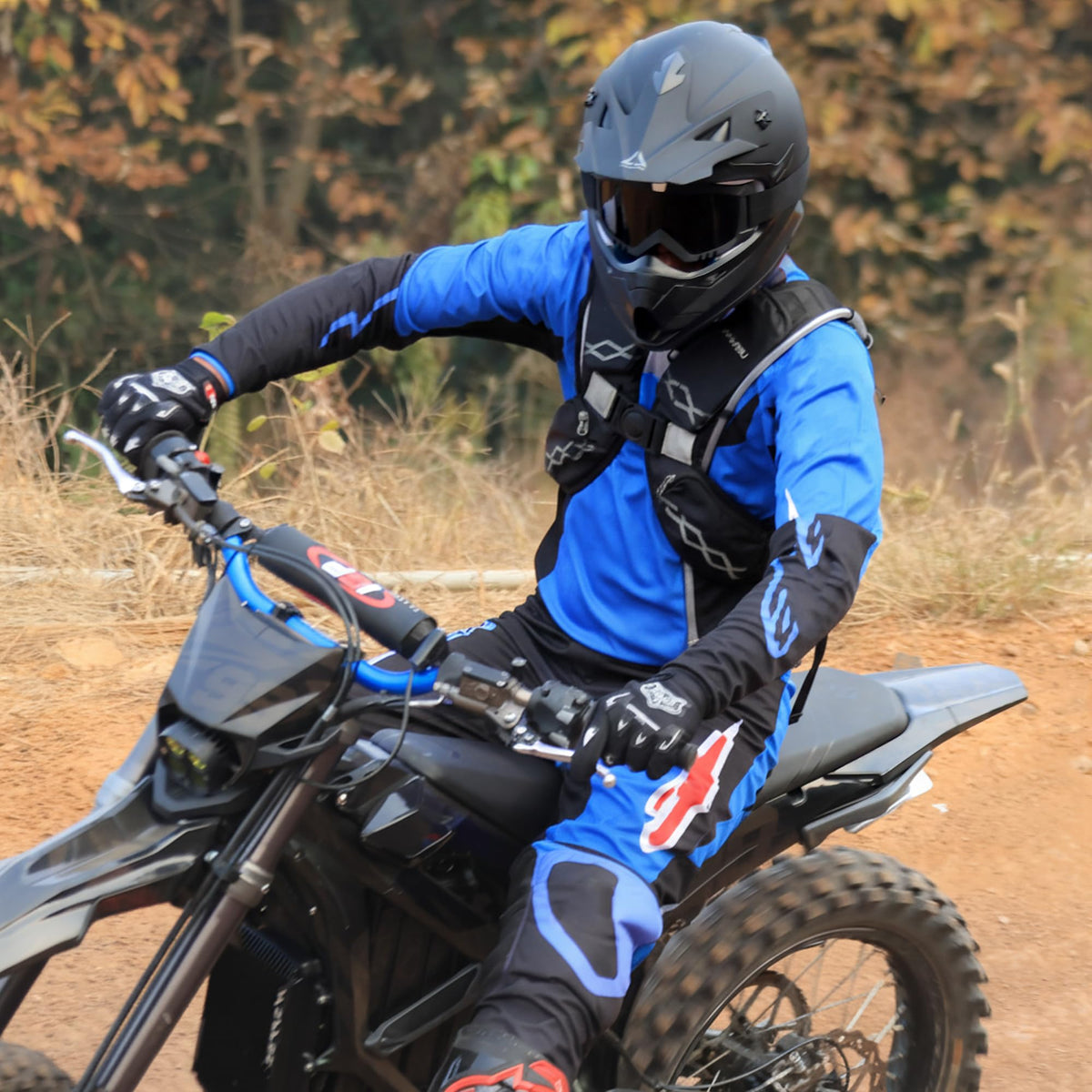 Full Face DOT Certified Motocross Helmet Y66117