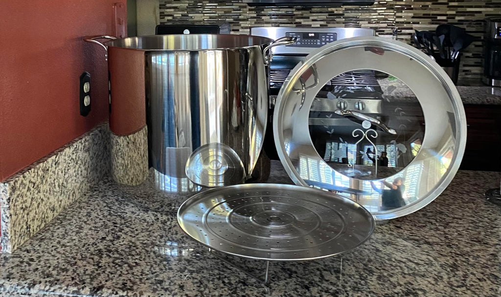 Stainless Steel 60-qt Stockpot with Steaming Rack E28126