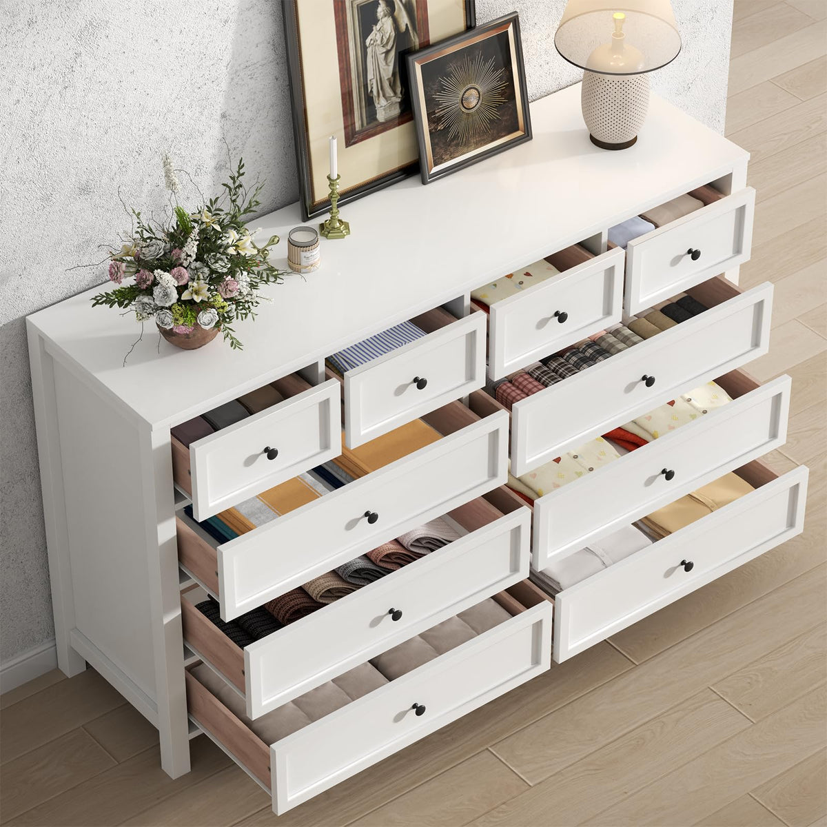 White 10 Drawers Dresser J8631
