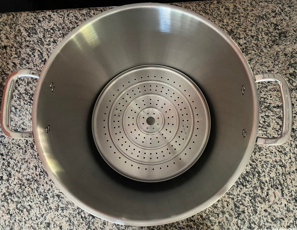 Stainless Steel 60-qt Stockpot with Steaming Rack E28126